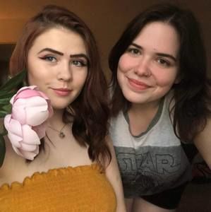 Meet your Posher, Julia